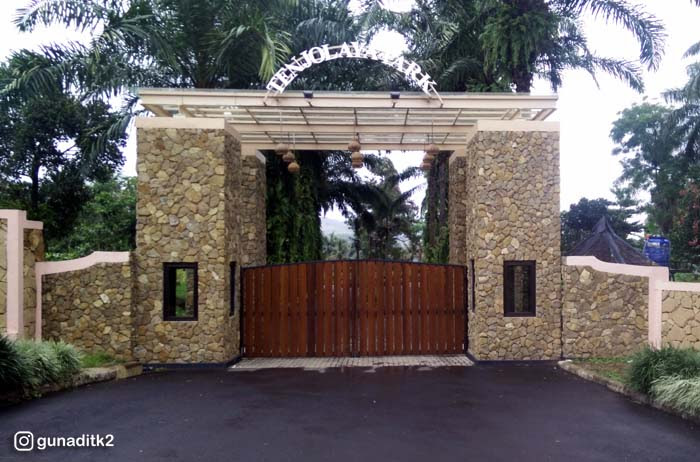 Menengok Curug Ciputri di Tenjolaya, Bogor