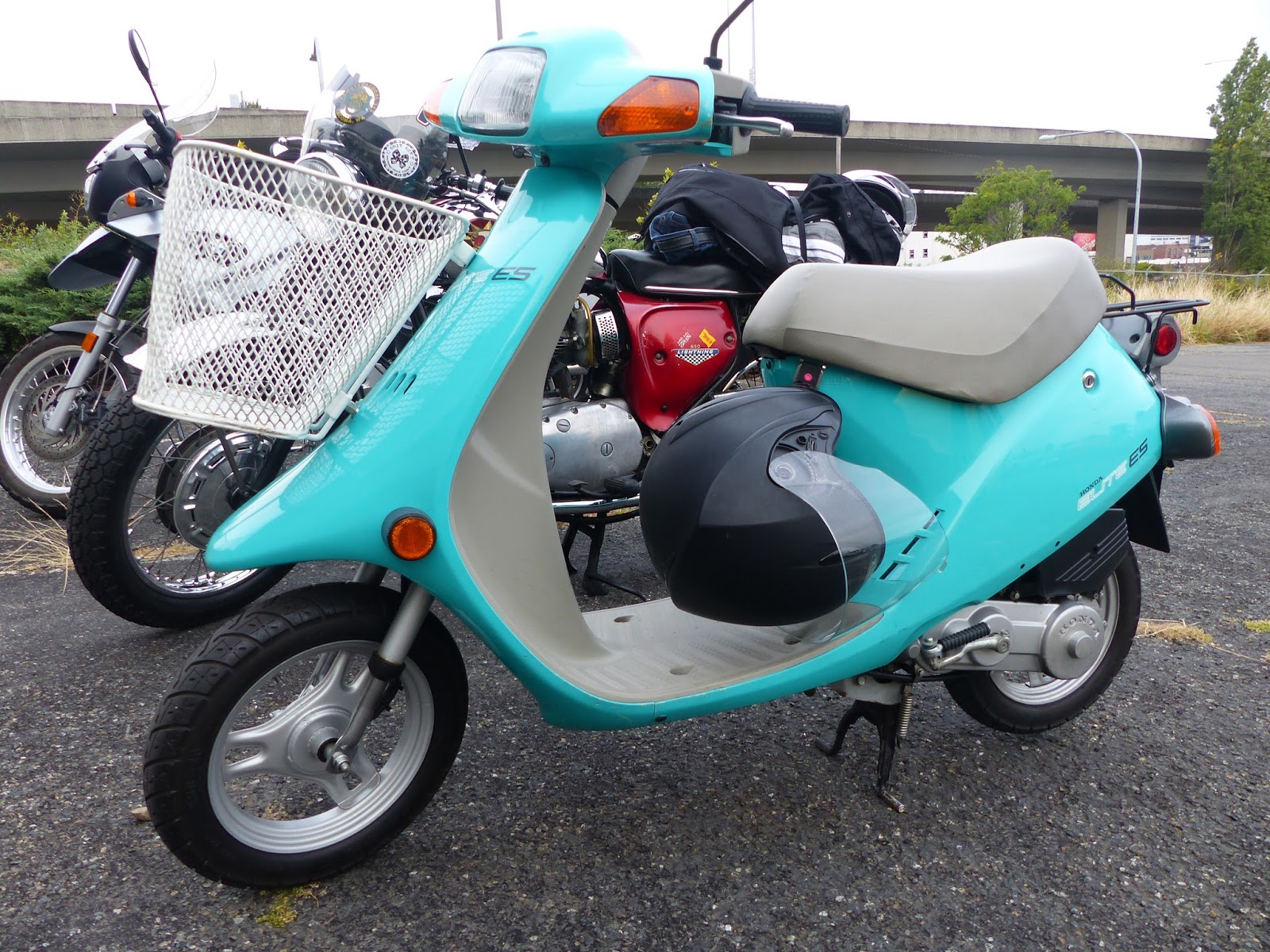dio 150cc scooter
