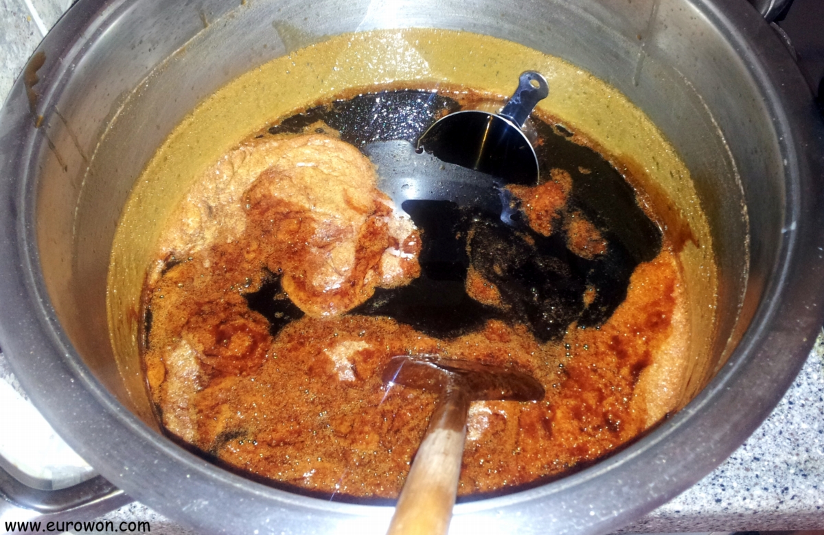 Líquido de miel y sirope de arroz para preparar gangjeong