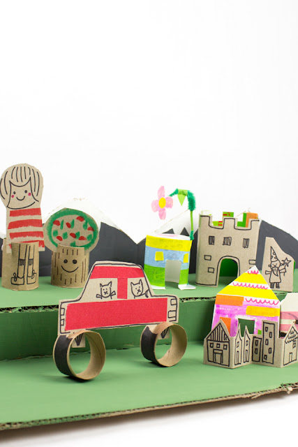 How to Host an Epic Cardboard City Building Event:  A fun Recycled Playdate idea!