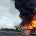 REGIÃO / Ônibus que transportava romeiros de Serrinha para Bom Jesus da Lapa fica destruído após pegar fogo
