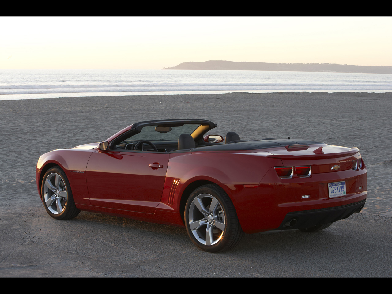 Chevrolet Camaro Convertible 2012 - Luxury and Fast Cars