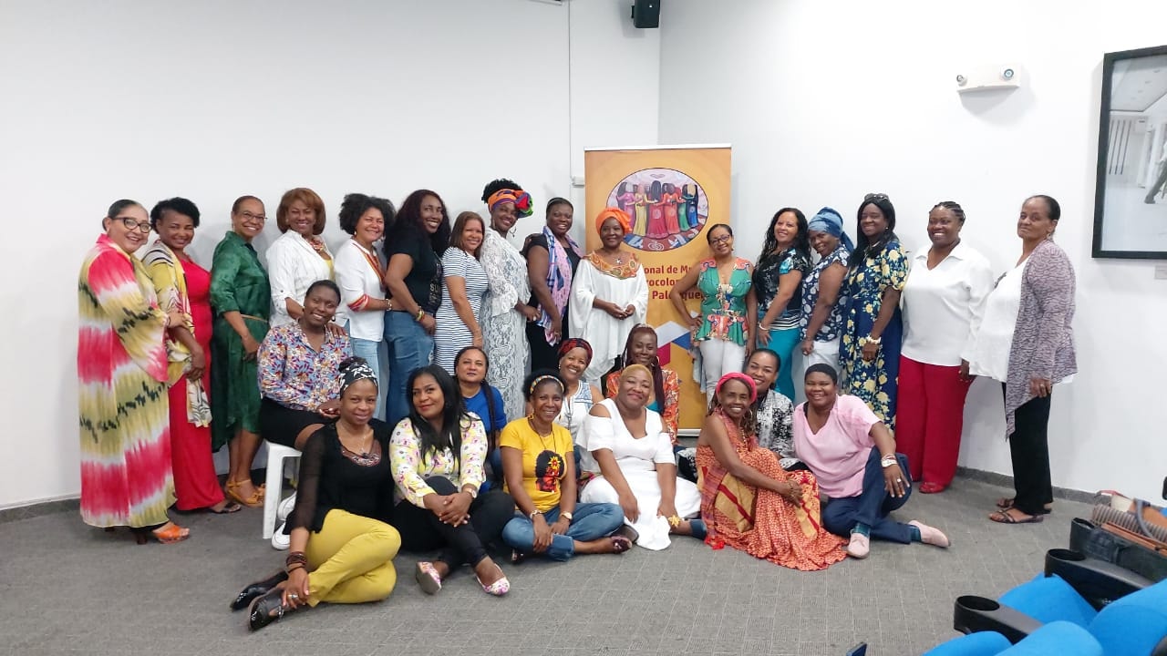 Cuarto Encuentro Mesa Mujeres Afro. Auditorio Plazoleta Jairo Varela