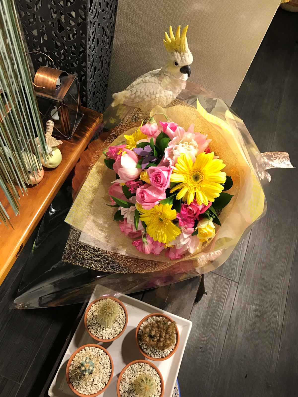葉織 Haori Flowers 新宿区のお花屋さん ラナンキュラスが可愛い花束