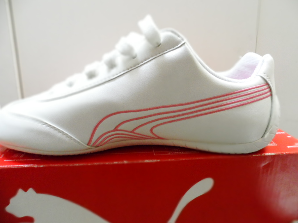 WOMEN'S WHITE & PINK PUMA CAT SHOES 2ND TIME II TREASURE