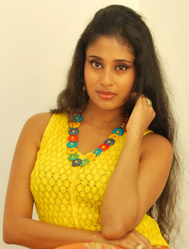 Manjula Kumari Sri Lanka Hot Picture Gallery.
