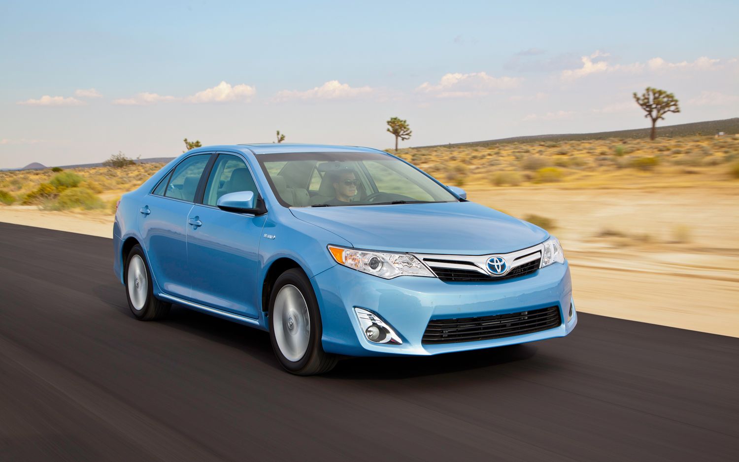 The best of cars: Toyota Camry Hybrid 2013