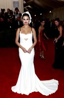 Selena Gomez And Justin Bieber Photo In Party