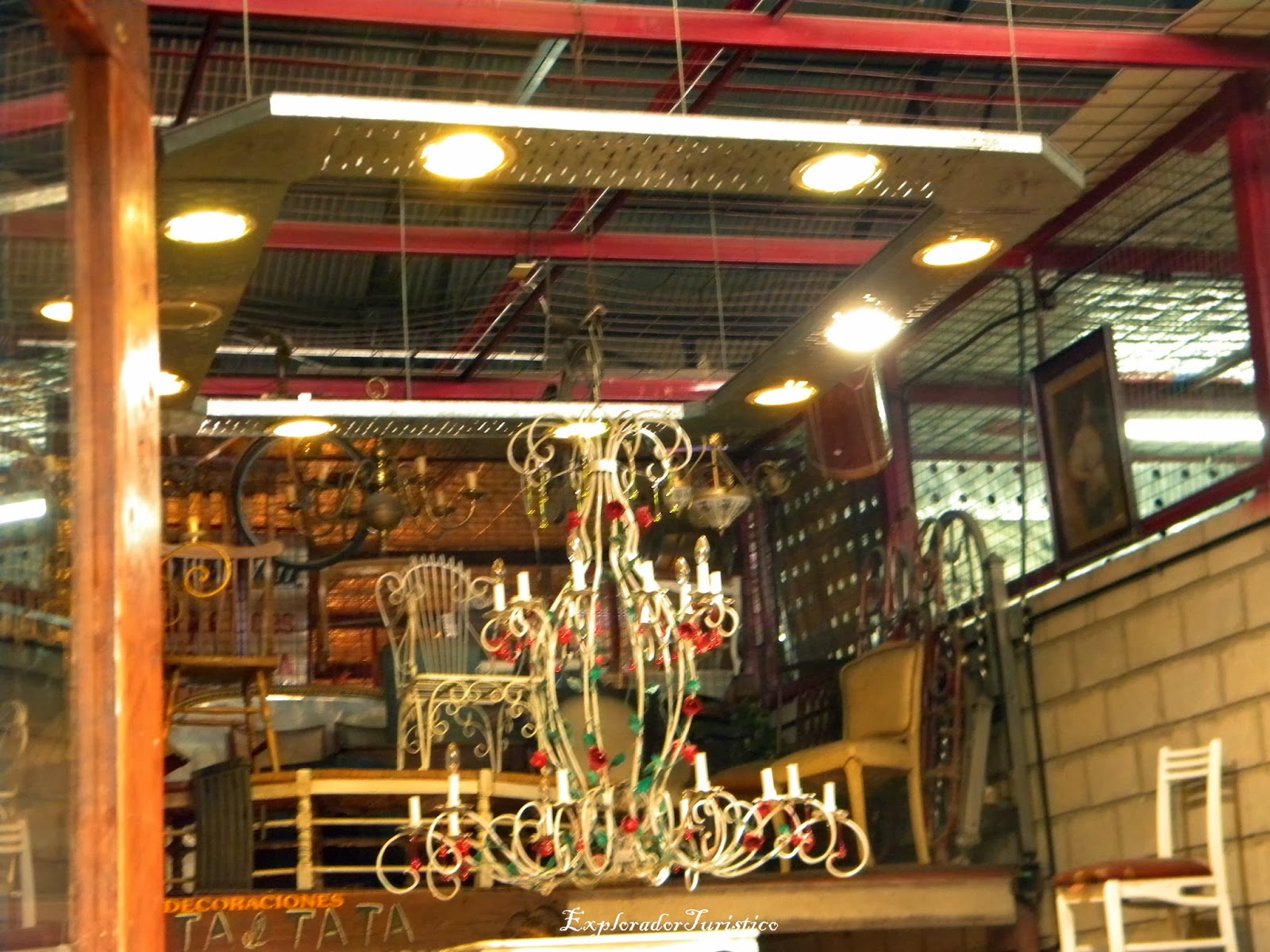 Explorador Turístico: Mercado de las Pulgas