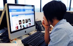  Αρκετές δημοσιεύσεις αναφέρουν και προειδοποιούν για ένα νέο ιό που κάνει θραύση στο Facebook . Ποια είναι η αλήθεια;  Όπως διαβάζουμε στο ...
