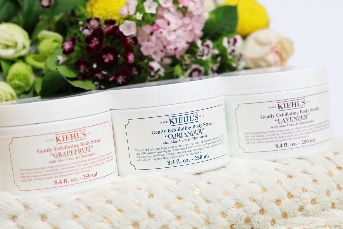 Gently Exfoliating Body Scrub Kiehl's Beauty Mis brochas y sombras