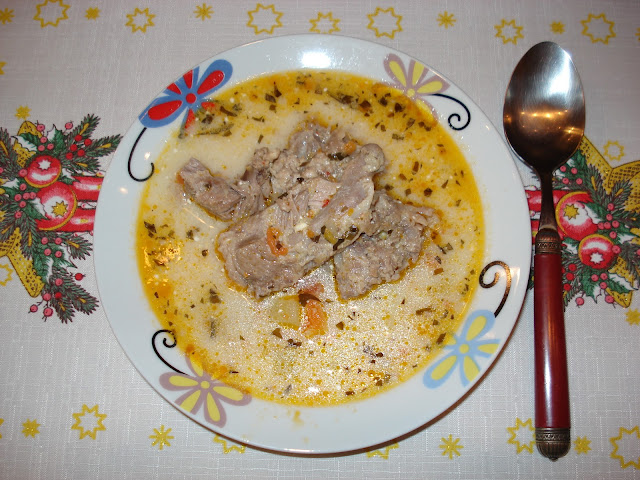 Ciorba ardeleneasca de porc cu tarhon