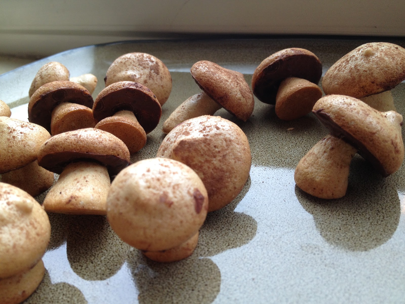Food Locker Meringue mushrooms
