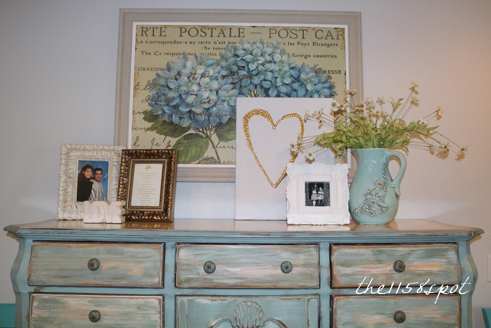 The 1158 Spot: Neutral Valentines Day Decor