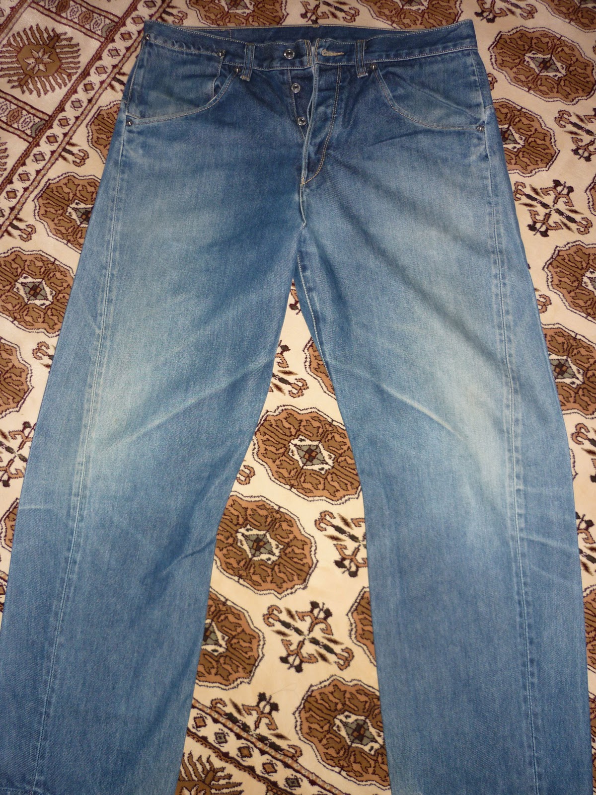 27Heaven Vintage: SOLD - Levis engineered Jeans 34