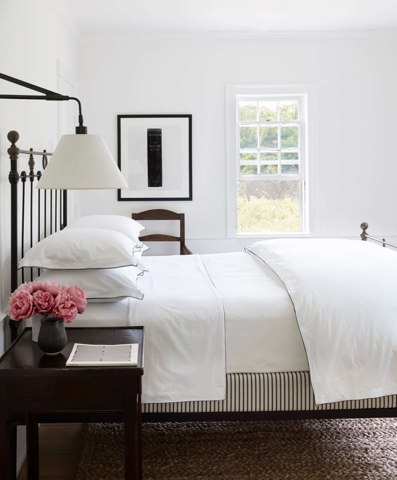 Décor Inspiration: A Bright & Breezy Home in the Hamptons