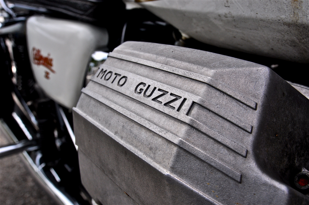Racing Cafè: Photo #123 - Moto Guzzi