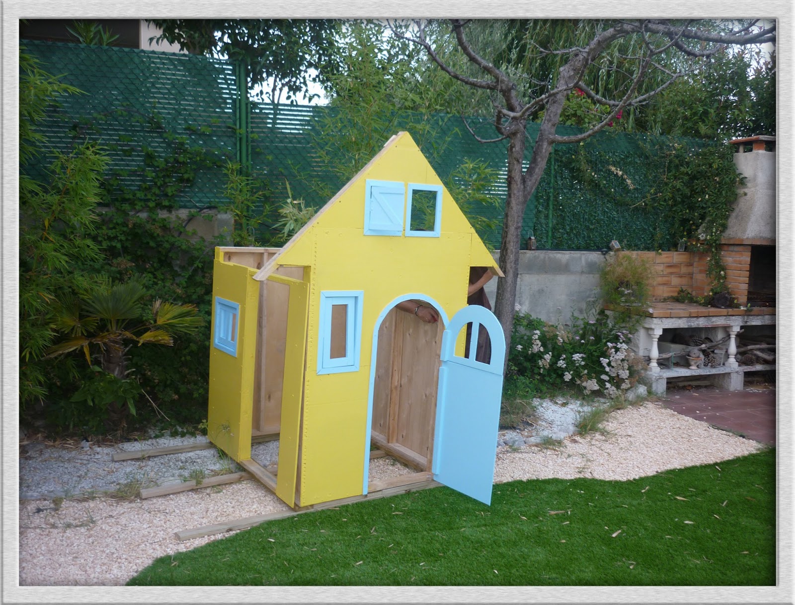 TUTORIALESDETODOFRANC: COMO HACER UNA CASITA DE NIÑOS PARA EL JARDIN