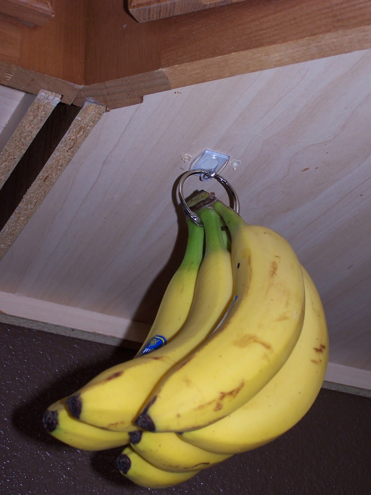 Into Lindsey's Life Helpful Hidden Banana Hanger