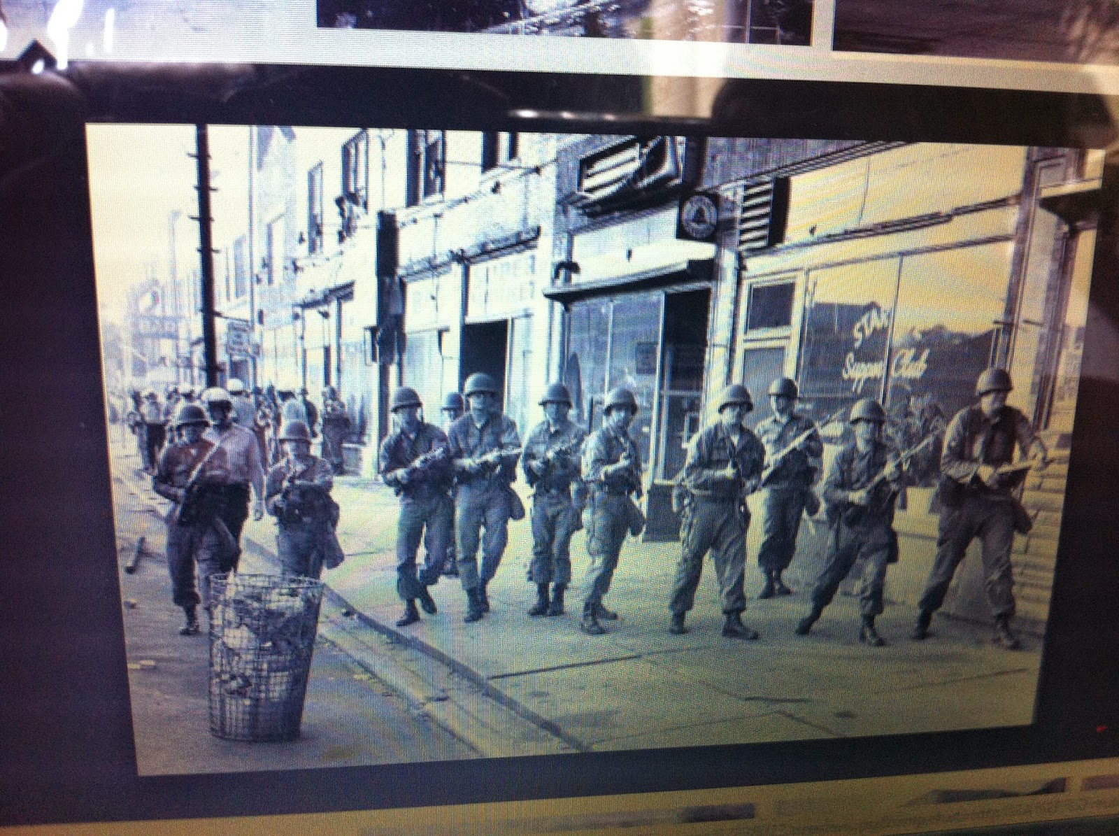 THE BLACK SOCIAL HISTORY:: BLACK SOCIAL HISTORY : 1967 DETROIT RIOTS ...