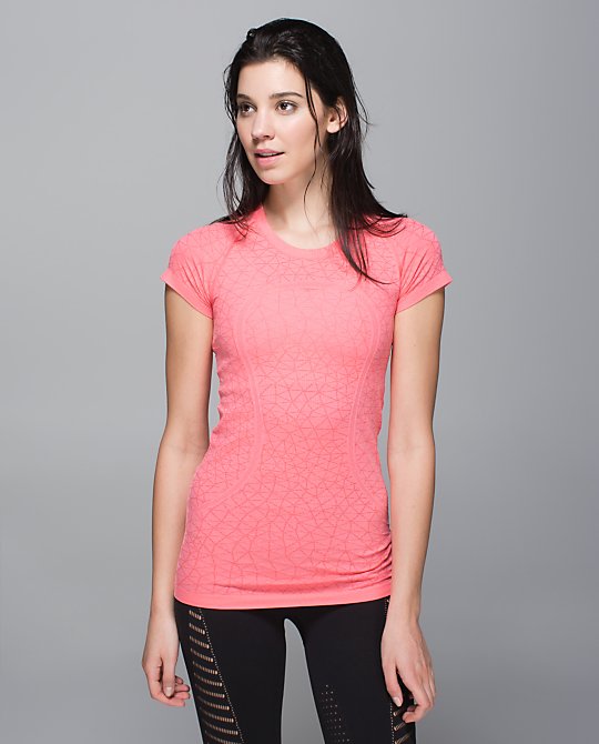 lululemon-electric-coral swiftly-ss