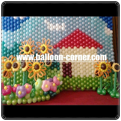 Dekorasi Dengan Grid Balon Dinding 