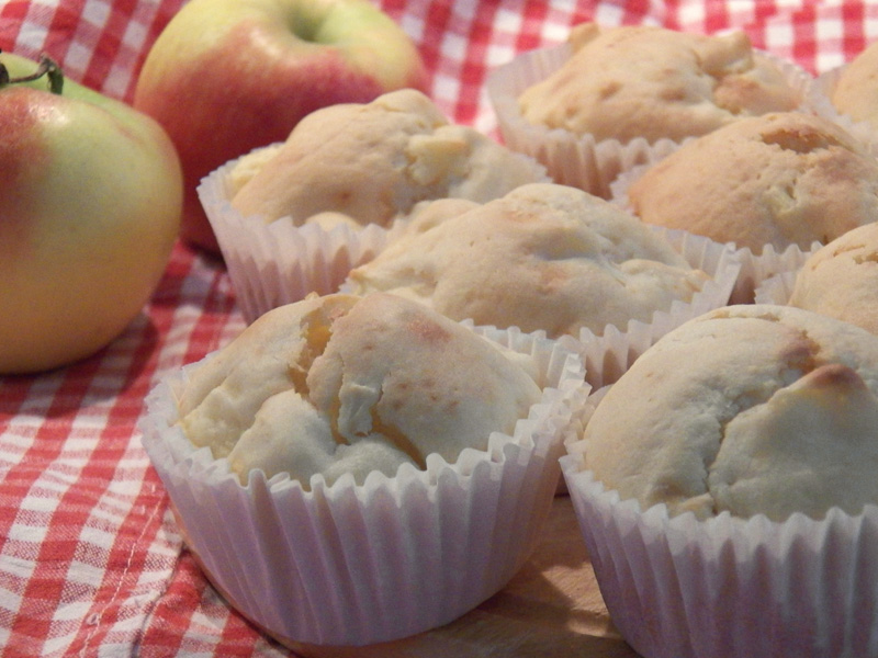 Centi bastelt: Joghurt-Apfel-Muffins