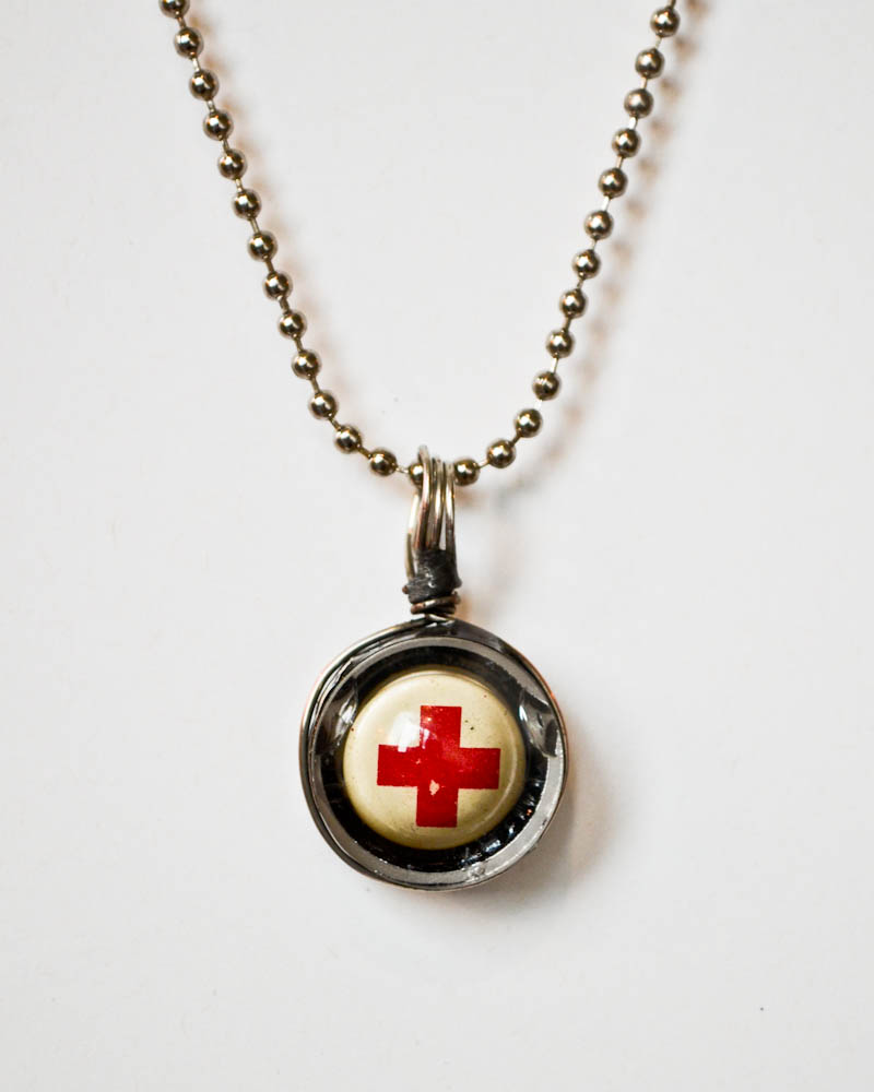 seabold vintage market Red Cross Necklaces
