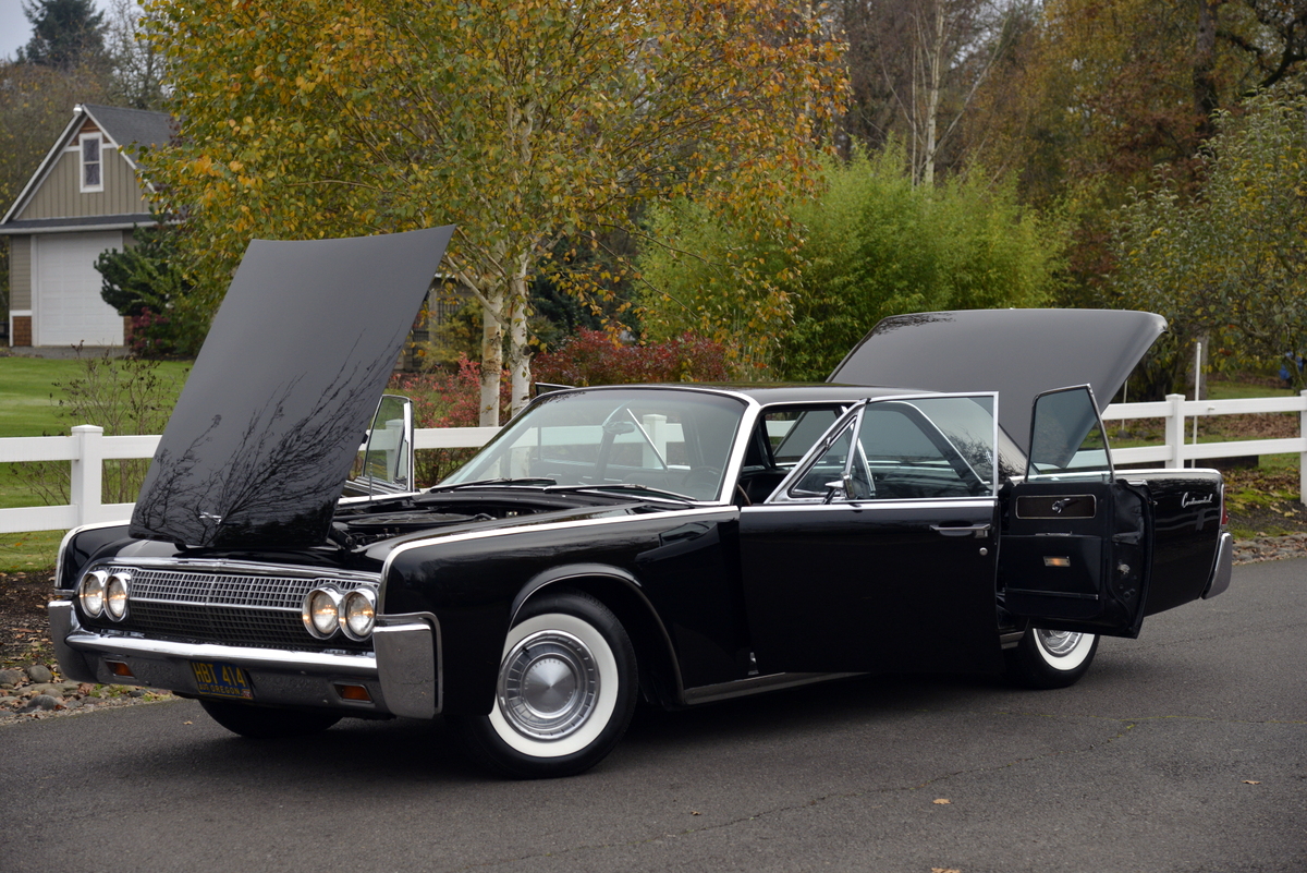 1963-LincolnContinental-12.jpg