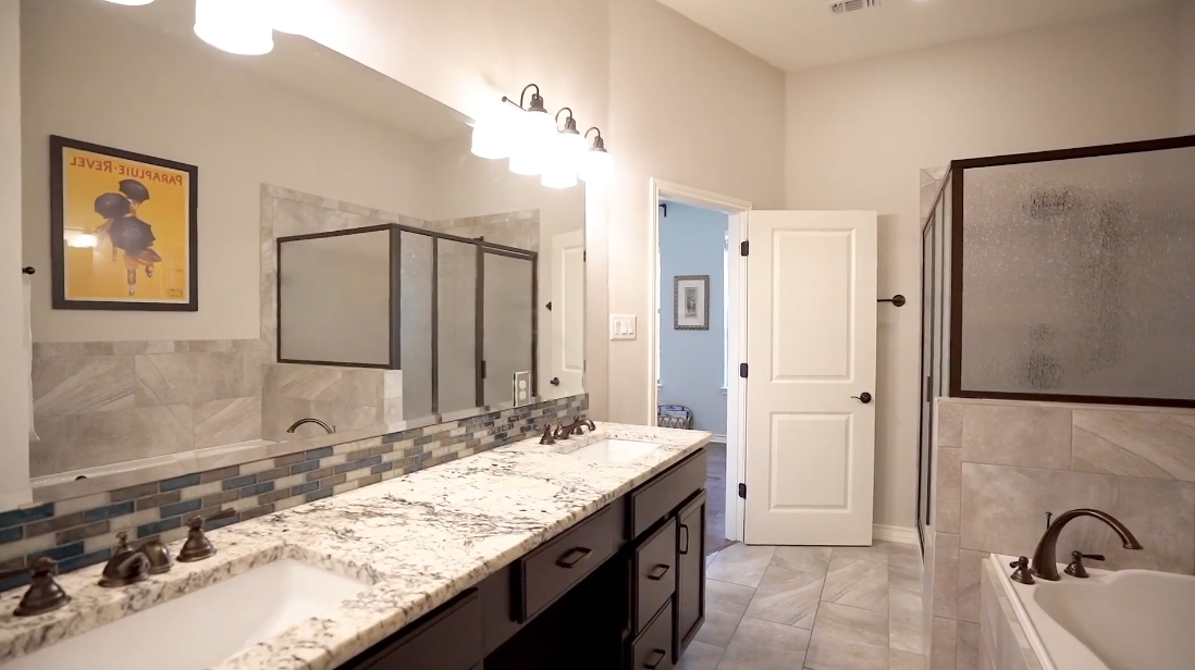22 Interior Design Photos vs. Tour 216 Adams St, Georgetown, TX