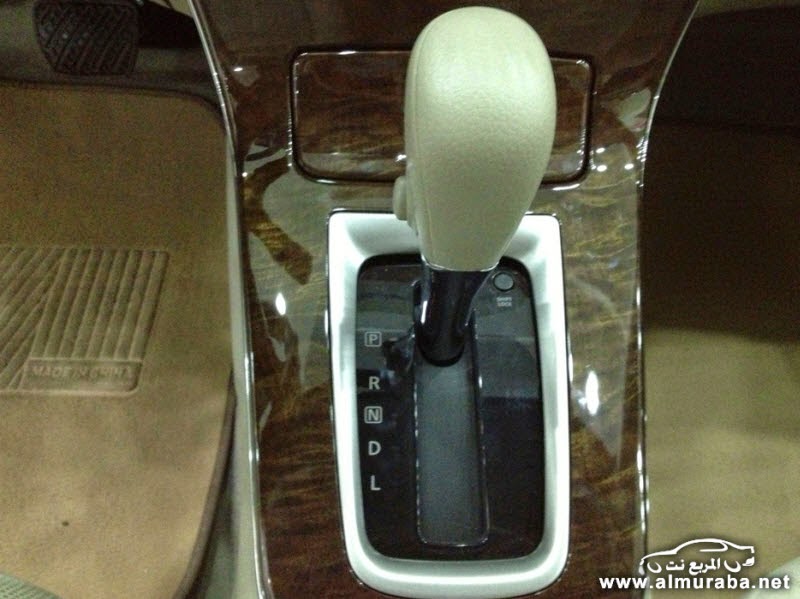 تفاصيل وصور نيسان سنترا Nissan Sentra 2015 ~ السيارات في مصر