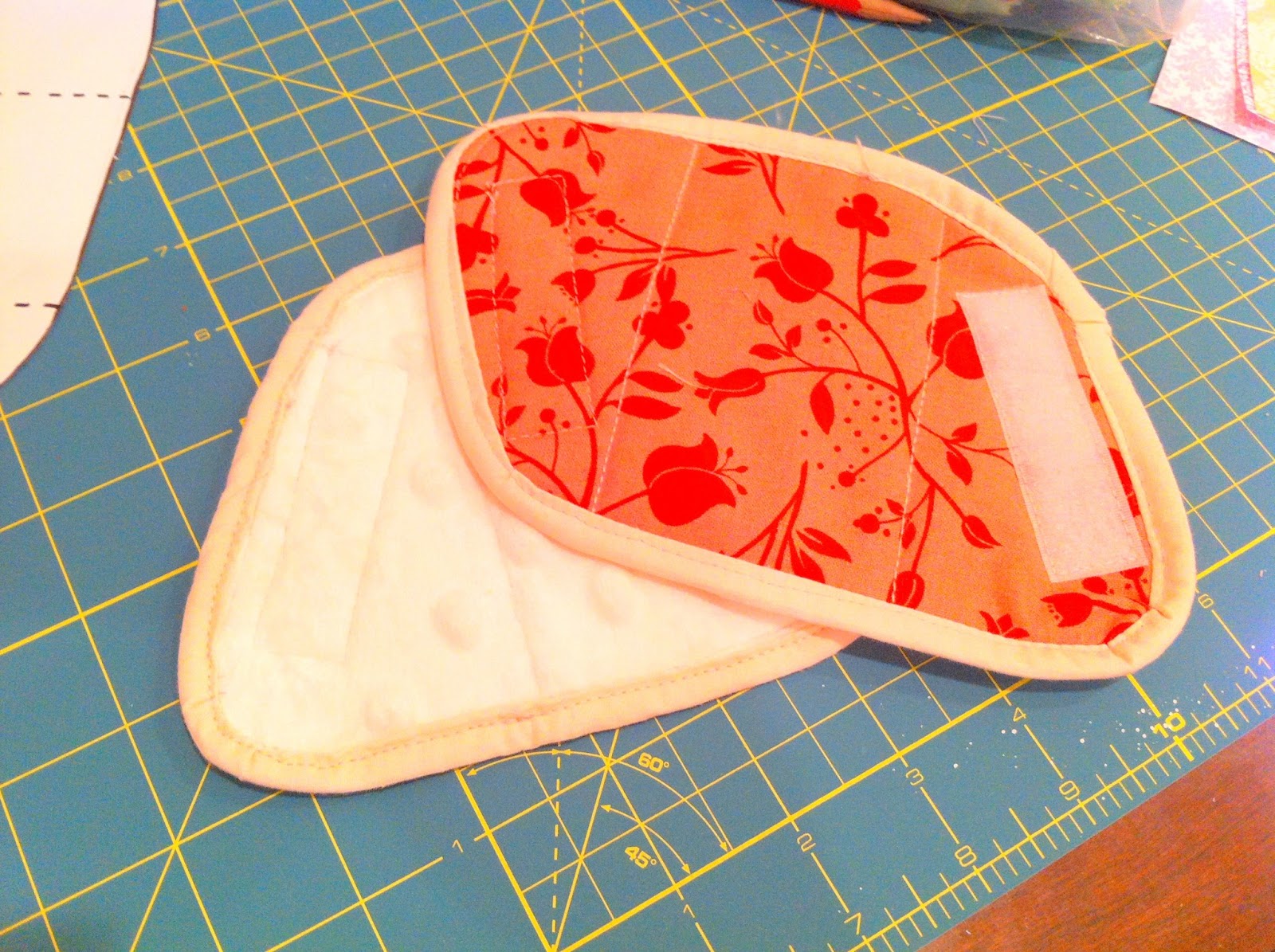 Crafts by Abby Reversible Car Seat Strap Covers Tutorial