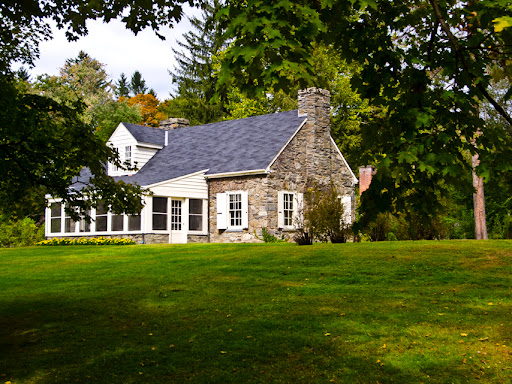 Valkill Cottage - Springwood - Hyde Park NY Valkill Cottage - Springwood - Hyde Park NY