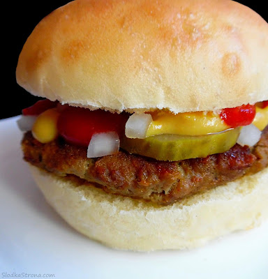 Domowy Hamburger jak z McDonald's - Przepis - Słodka Strona