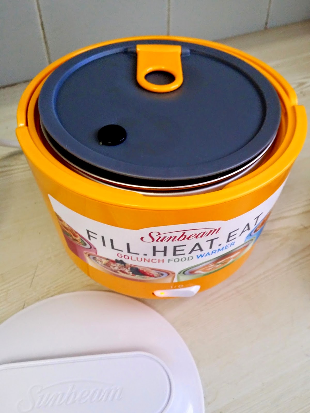 Mye's Kitchen Sunbeam GoLunch Food Warmer Product Review.