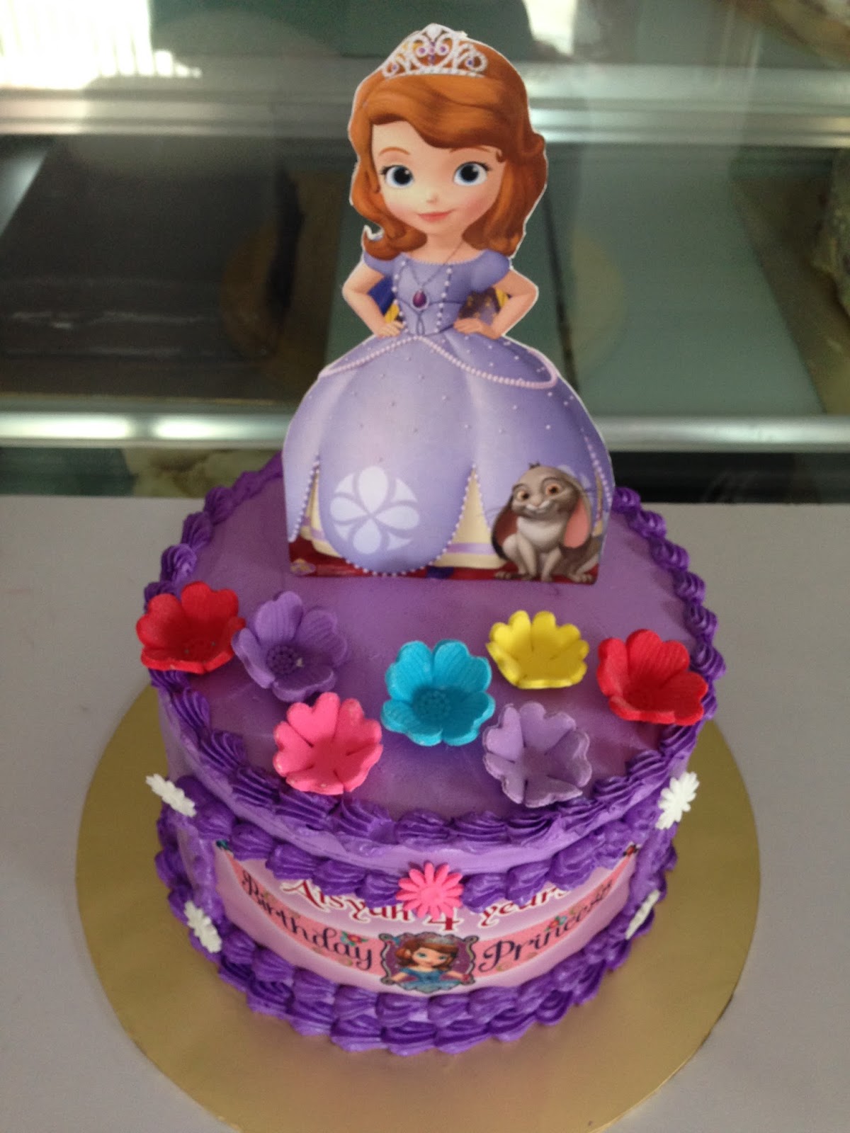 ninie cakes house: Sofia The First Cake