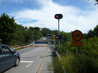 Puente móvil en el lago Mälaren