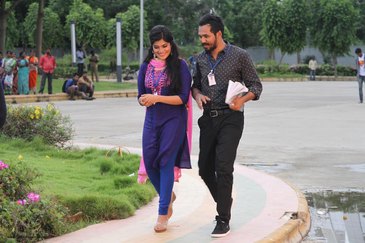 Aathmika in Meesaya Murukku Movie