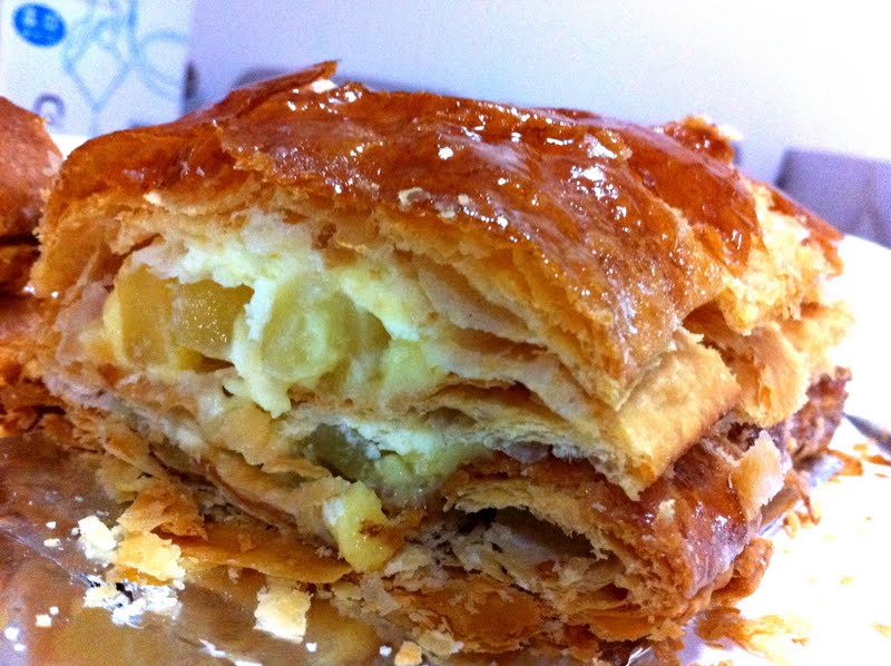 What to eat huh? Ritz Apple Strudel