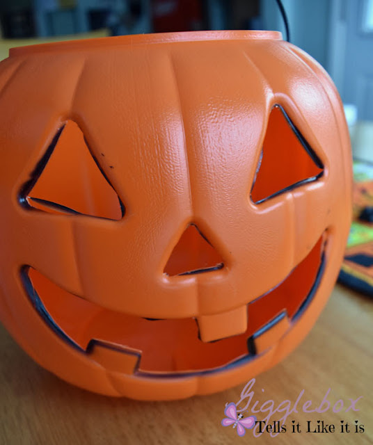 Halloween decoration from plastic pumpkins, Halloween decorations, Halloween, cheap outside decoration for Halloween,