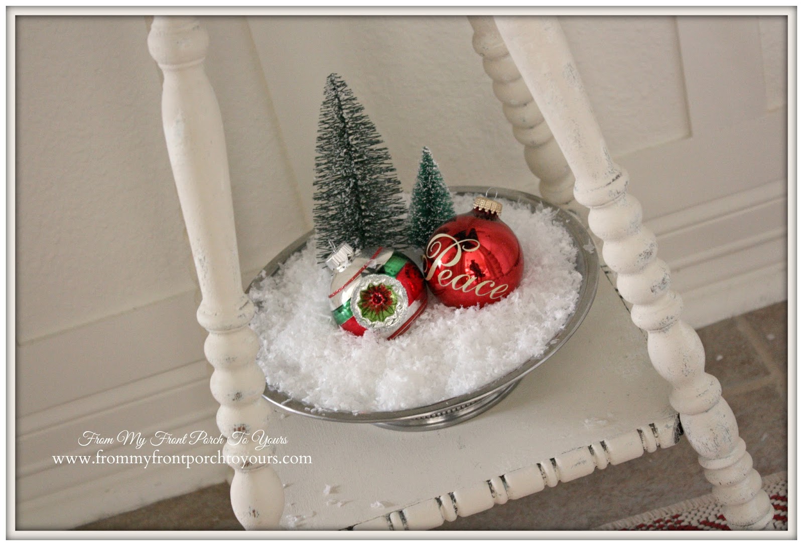 Farmhouse Christmas Vignette- From My Front Porch To Yours