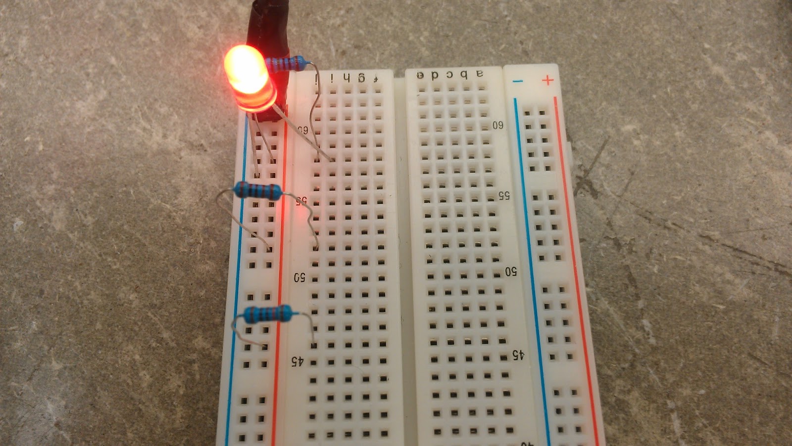 Electronics 10 vvendiola Solderless Breadboard, Effect of Resistance
