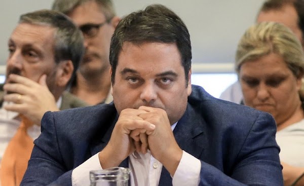 Una cámara oculta probaría fraude millonario de Triaca en un gremio intervenido Una cámara oculta probaría fraude millonario de Triaca en un gremio intervenido