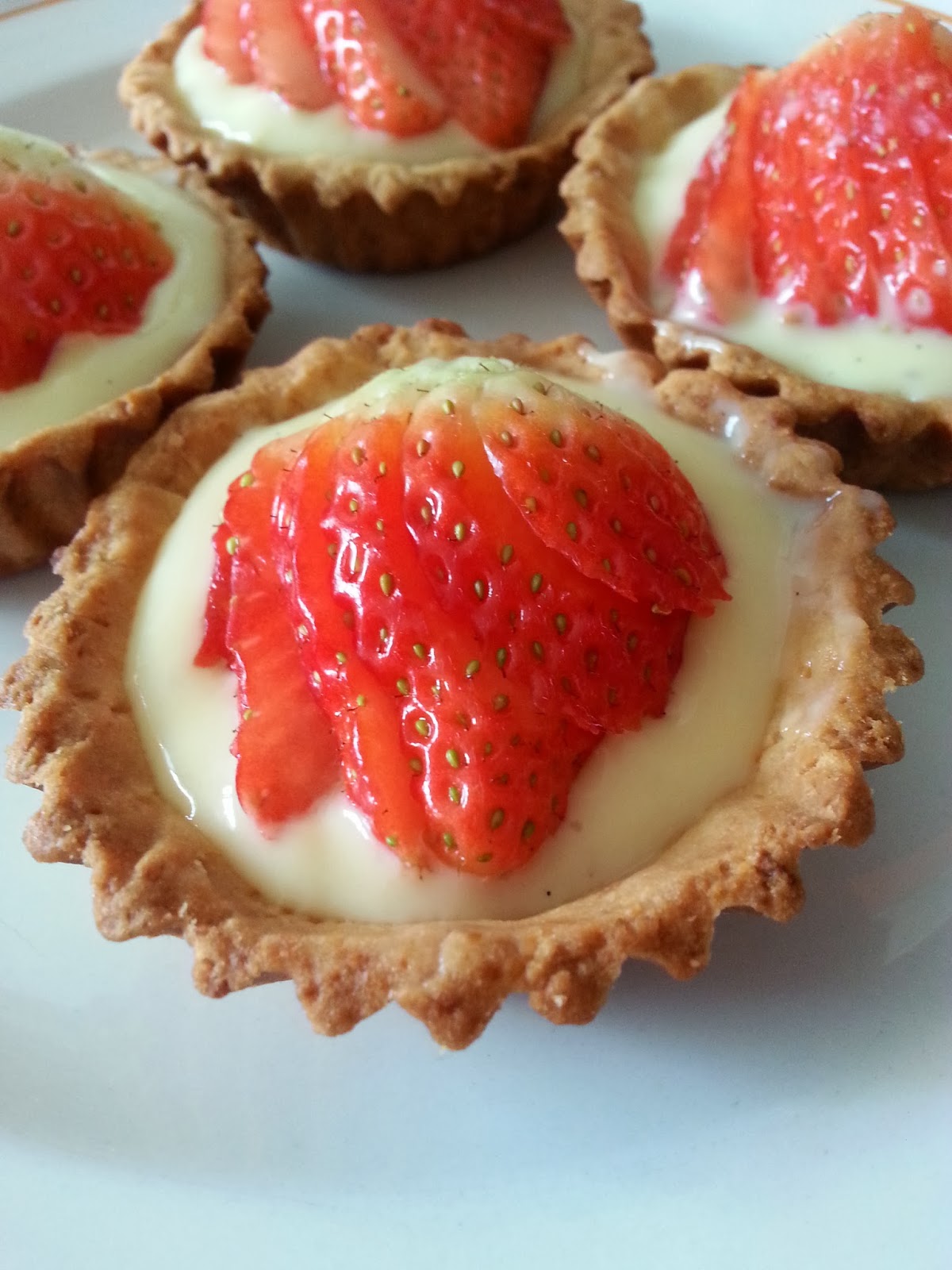 strawberry tart strawberry tart