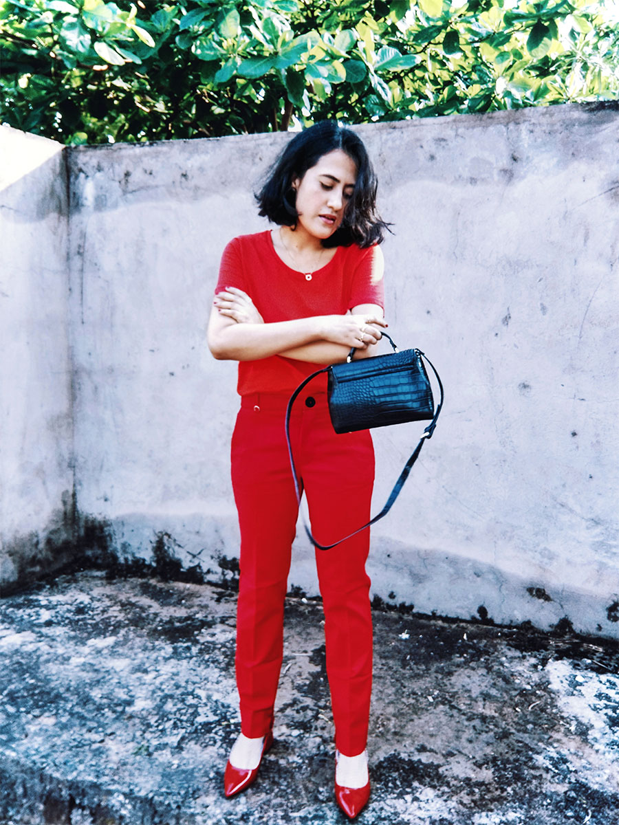 MONOCHROME SUMMER OUTFIT TO TRY |STYLE AND ILLUSTRATION BLOG BY DHEERA JOSHI Next womens Red Top, mango red Highwaist trousers ,Zara Red Patent Block Heel,Zara Black Mini Bag ,red monochrome outfit inspiration