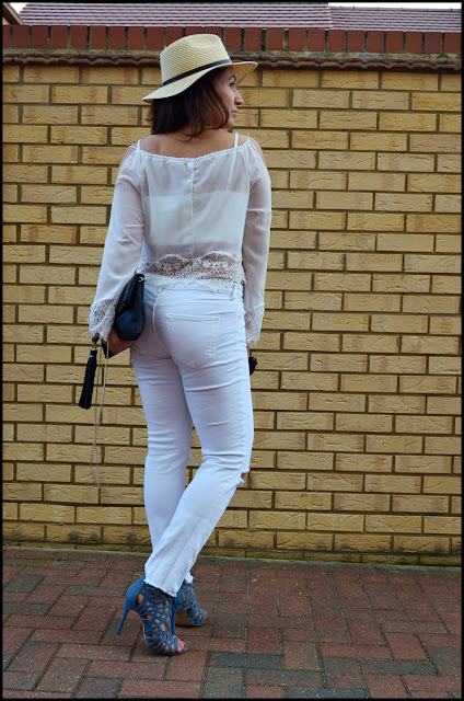 white4.jpg