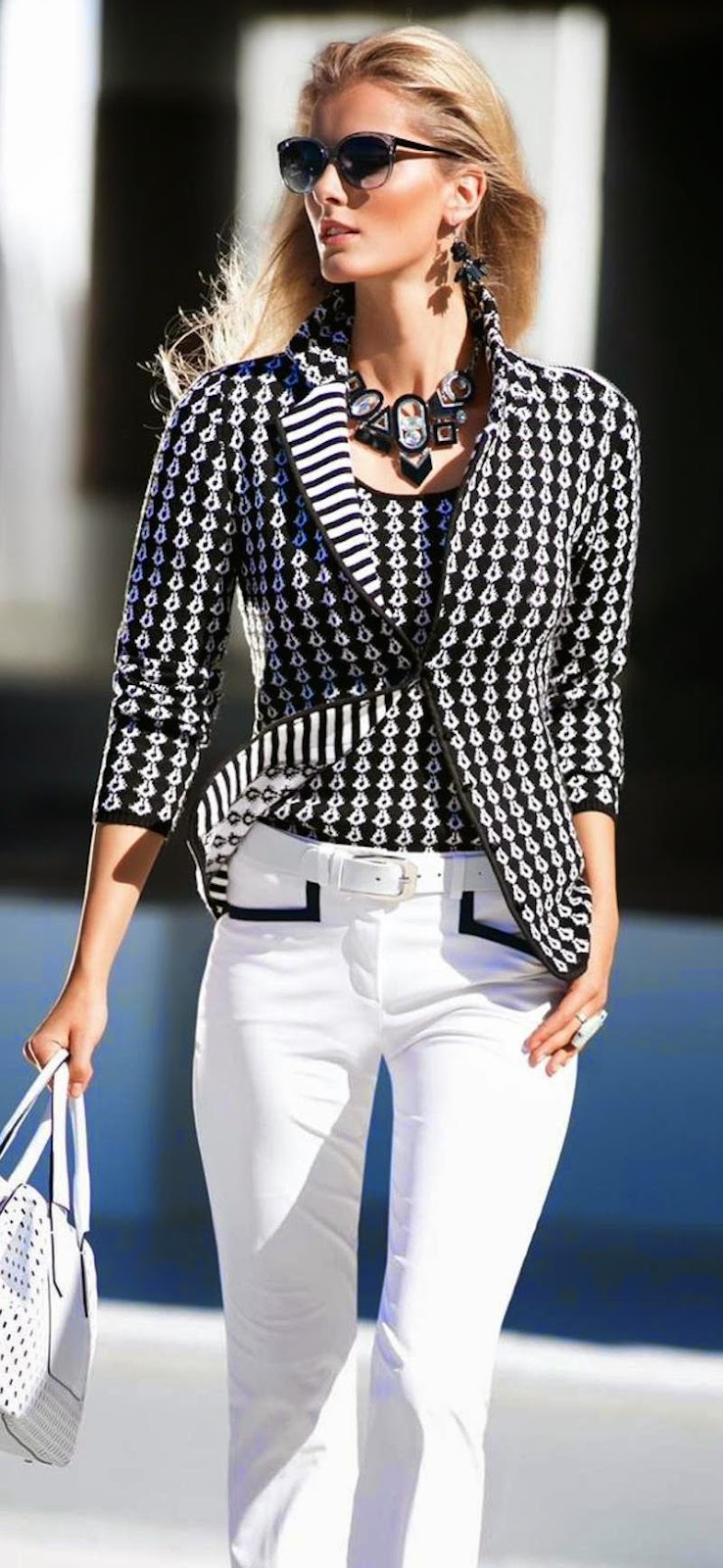 MADELEINE KNIT BLAZER in Black and White