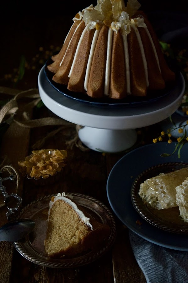 Bundt cake de cereales con miel