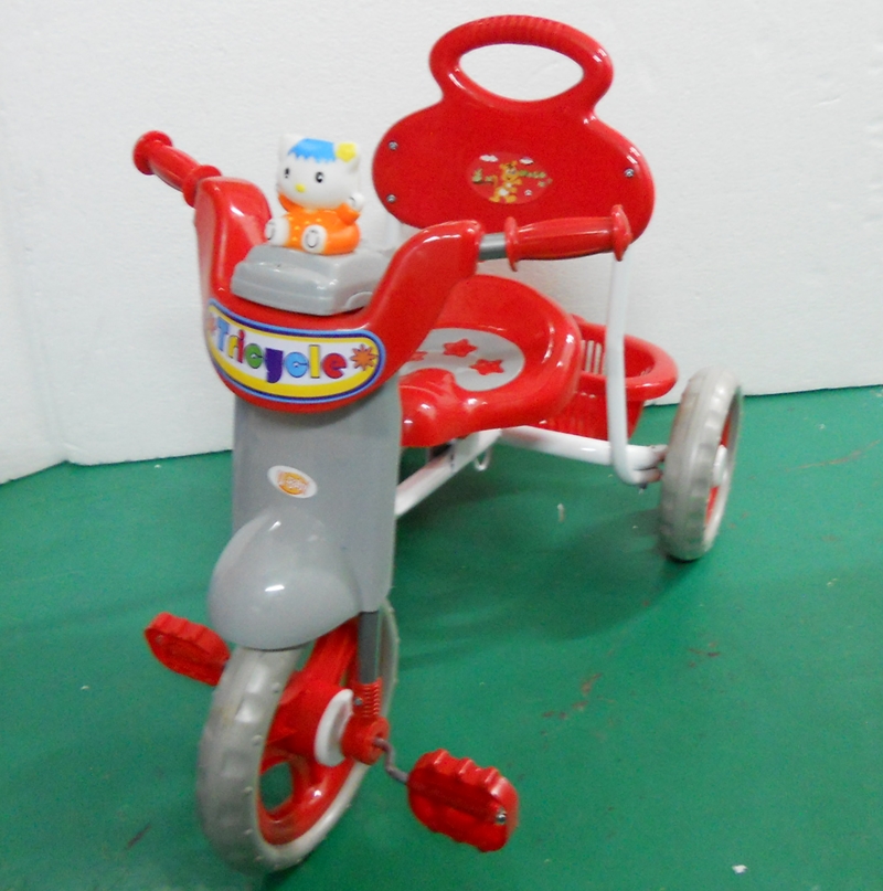 BongBongIdea CHILDREN METAL TRICYCLE FOR 26 YEARS OLD (UBB)