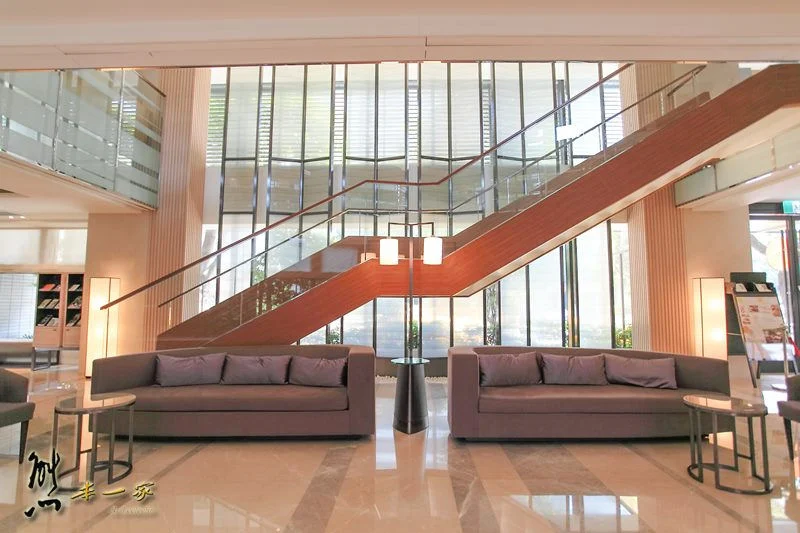 近捷運站飯店住宿|HOTEL COZZI和逸台北民生館|環境餐廳